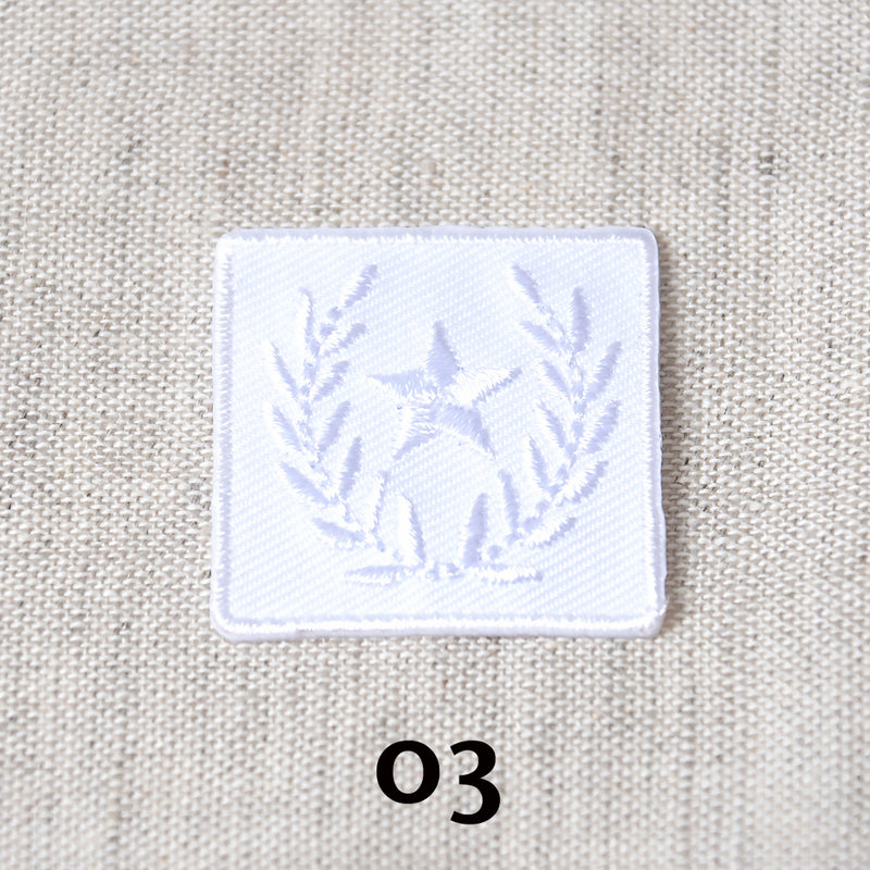 LAUREL WREATH applique - 8 colours available